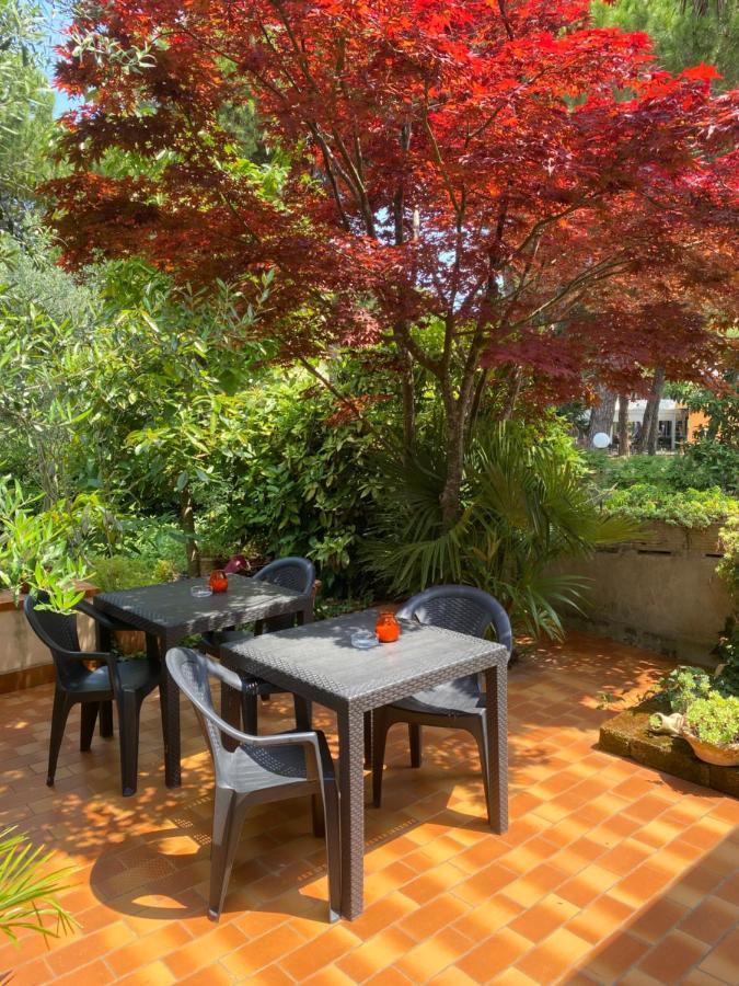 Hotel Rosapineta - Adults Only Lignano Sabbiadoro Luaran gambar