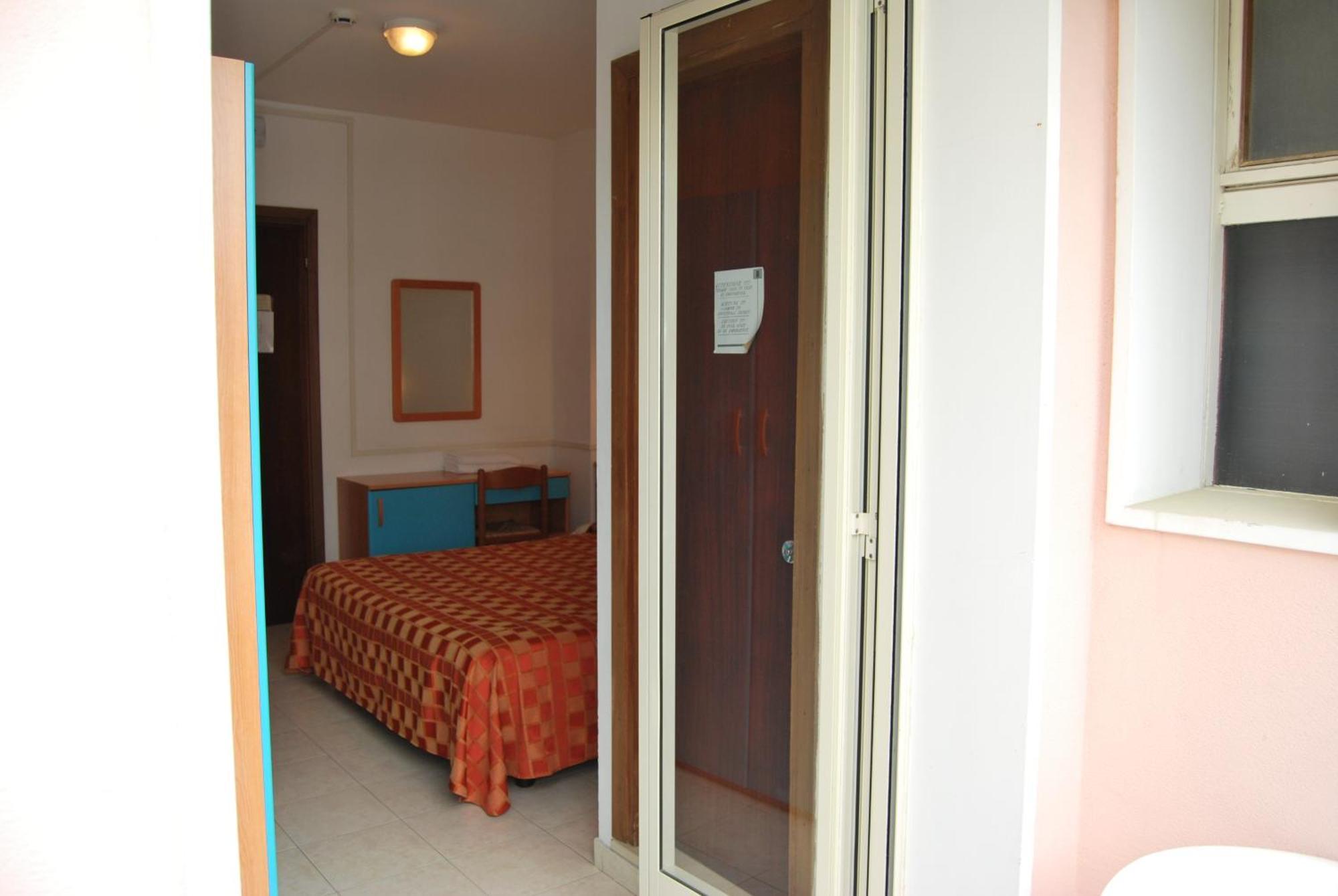 Hotel Rosapineta - Adults Only Lignano Sabbiadoro Luaran gambar